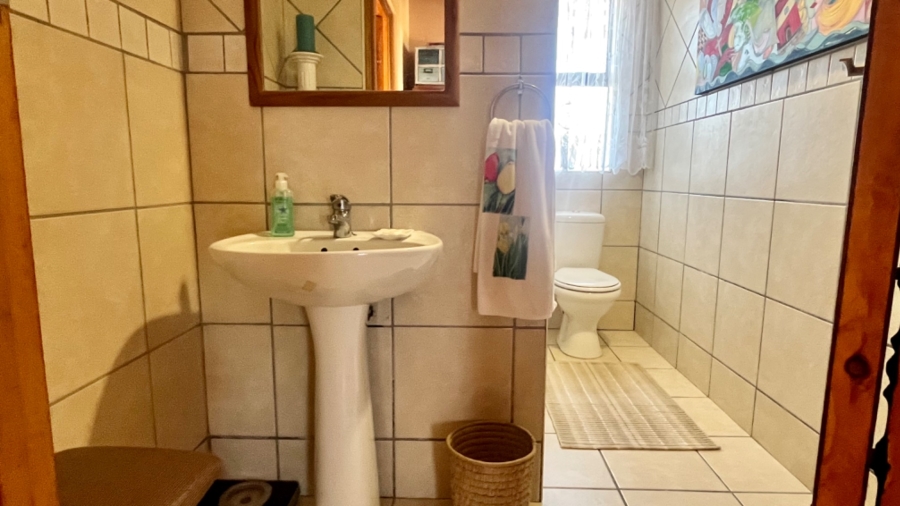 3 Bedroom Property for Sale in Avonddans Western Cape